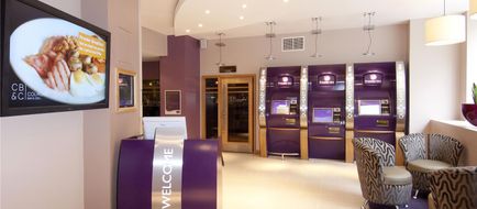 Premier Inn Birmingham CC (Waterloo St) Lobby