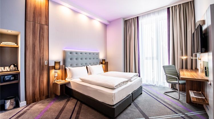 Premier Inn Heidelberg City Zentrum Room