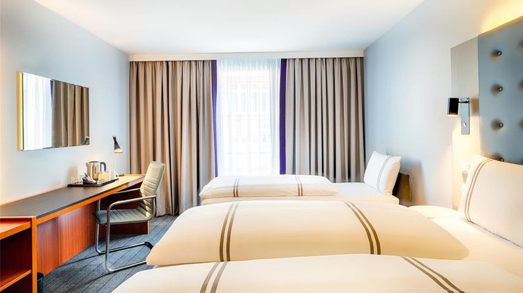 Frankfurt City Europaviertel Hotel Room