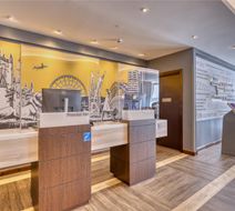 Premier Inn City Centre/Exchange Square Lobby