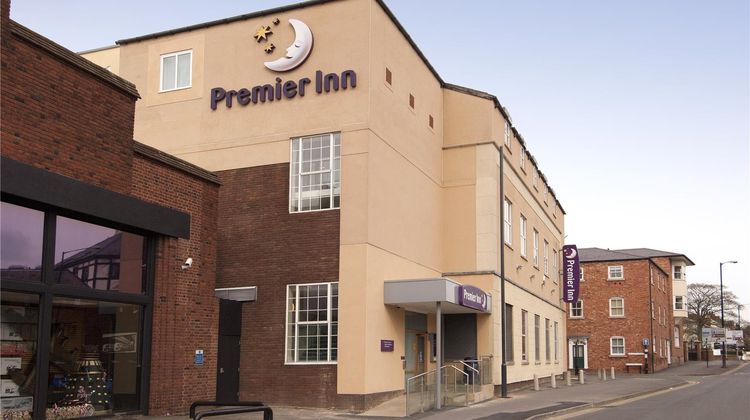 Premier Inn Stratford Upon Avon Exterior