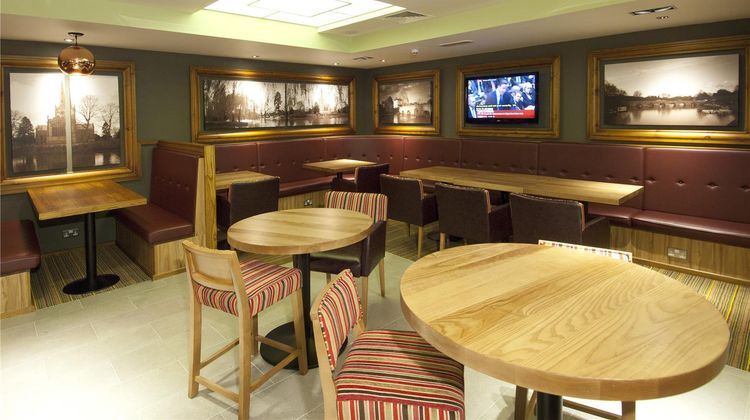 Premier Inn Stratford Upon Avon Restaurant