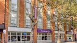 <b>Premier Inn London Tower Bridge Exterior</b>. Images powered by <a href="https://iceportal.shijigroup.com/" title="IcePortal" target="_blank">IcePortal</a>.