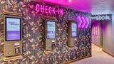 <b>Premier Inn London Tower Bridge Lobby</b>. Images powered by <a href="https://iceportal.shijigroup.com/" title="IcePortal" target="_blank">IcePortal</a>.