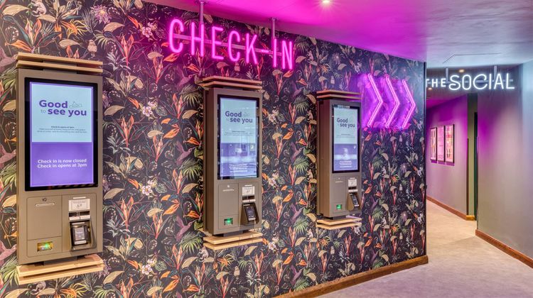 Premier Inn London Tower Bridge Lobby