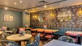 <b>Premier Inn London Tower Bridge Restaurant</b>. Images powered by <a href="https://iceportal.shijigroup.com/" title="IcePortal" target="_blank">IcePortal</a>.