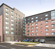 Premier Inn Manchester Salford Central Exterior