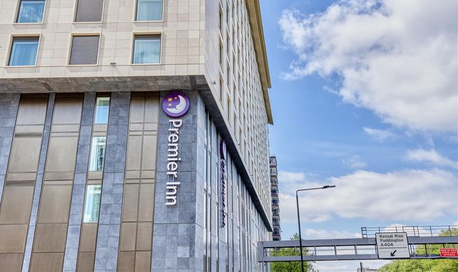 Premier Inn London Paddington Basin Exterior