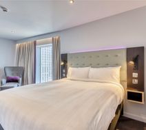 Premier Inn London Paddington Basin Room