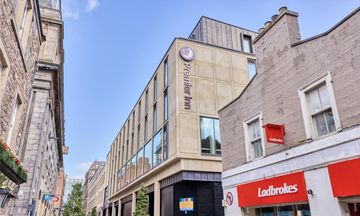 Premier Inn City Center–Waverley