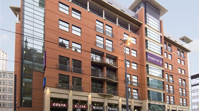 <b>Premier Inn Manchester Central Exterior</b>. Images powered by <a href="https://iceportal.shijigroup.com/" title="IcePortal" target="_blank">IcePortal</a>.