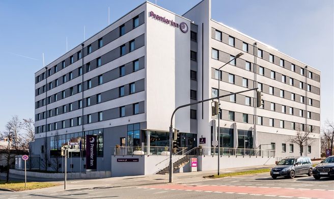 Premier Inn Nuremberg City Nordost Exterior