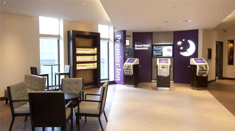 Premier Inn City Center, Liverpool One Lobby