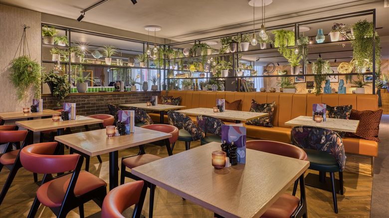 <b>Premier Inn Cardiff City Centre Restaurant</b>. Images powered by <a href="https://iceportal.shijigroup.com/" title="IcePortal" target="_blank">IcePortal</a>.