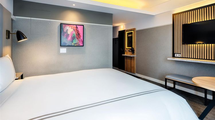 Premier Inn Heilbronn City Centre Room