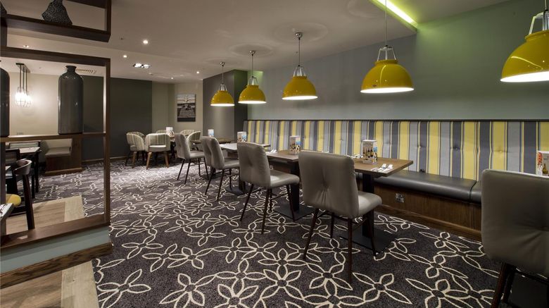 <b>Premier Inn London Farringdon/Smithfield Restaurant</b>. Images powered by <a href="https://iceportal.shijigroup.com/" title="IcePortal" target="_blank">IcePortal</a>.