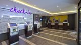 <b>Premier Inn London Farringdon/Smithfield Lobby</b>. Images powered by <a href="https://iceportal.shijigroup.com/" title="IcePortal" target="_blank">IcePortal</a>.