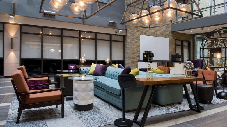 <b>Premier Inn London King's Cross Restaurant</b>. Images powered by <a href="https://iceportal.shijigroup.com/" title="IcePortal" target="_blank">IcePortal</a>.