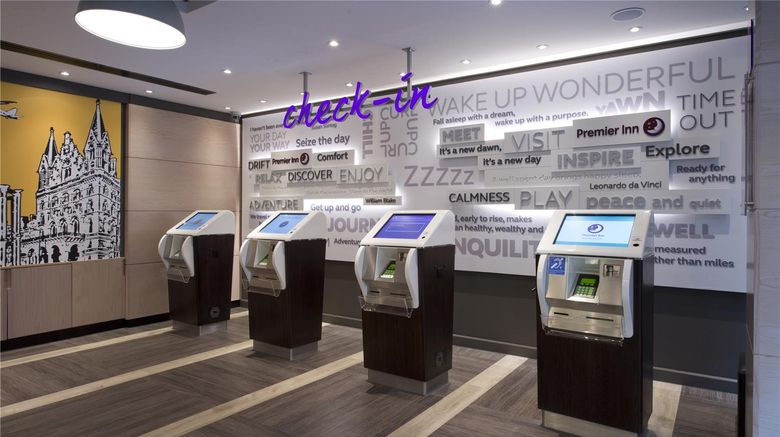 <b>Premier Inn London King's Cross Lobby</b>. Images powered by <a href="https://iceportal.shijigroup.com/" title="IcePortal" target="_blank">IcePortal</a>.