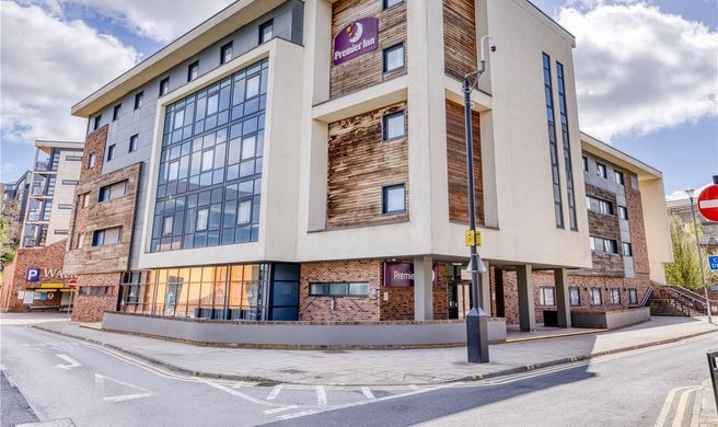 Premier Inn Durham City Centre Exterior