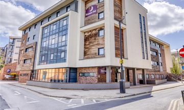 Premier Inn Durham City Centre