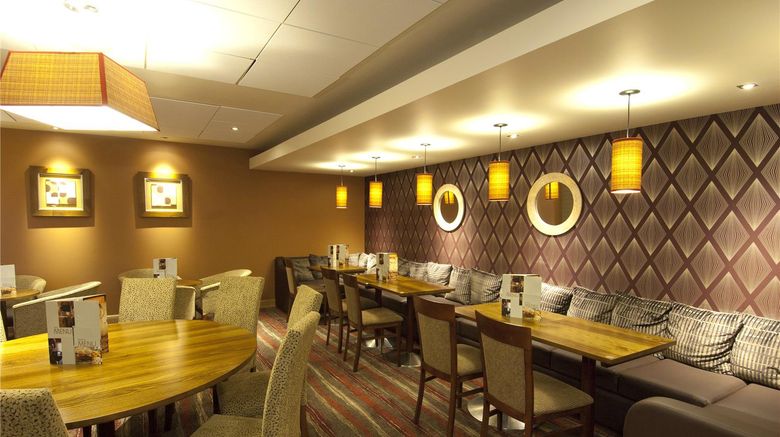 <b>Premier Inn London Heathrow A. (Bath Rd) Restaurant</b>. Images powered by <a href="https://iceportal.shijigroup.com/" title="IcePortal" target="_blank">IcePortal</a>.