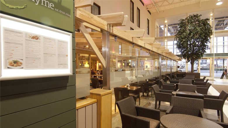 <b>Premier Inn London Heathrow A. (Bath Rd) Restaurant</b>. Images powered by <a href="https://iceportal.shijigroup.com/" title="IcePortal" target="_blank">IcePortal</a>.