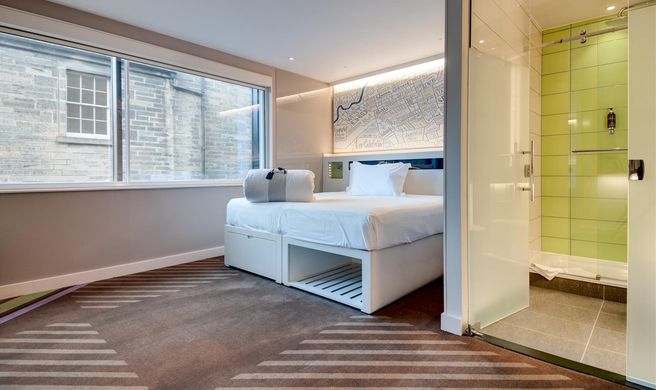 hub by Premier Inn London City Bank Room