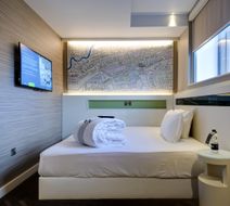 hub by Premier Inn London City Bank Room