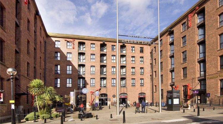 Premier Inn Liverpool Albert Dock Exterior