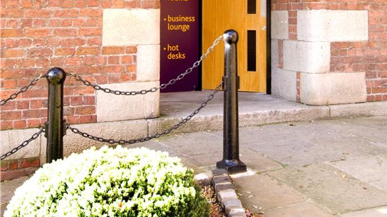 <b>Premier Inn Liverpool Albert Dock Exterior</b>. Images powered by <a href="https://iceportal.shijigroup.com/" title="IcePortal" target="_blank">IcePortal</a>.