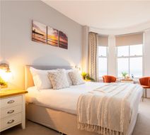 The Clarence Gardens Hotel, BW Signature Room