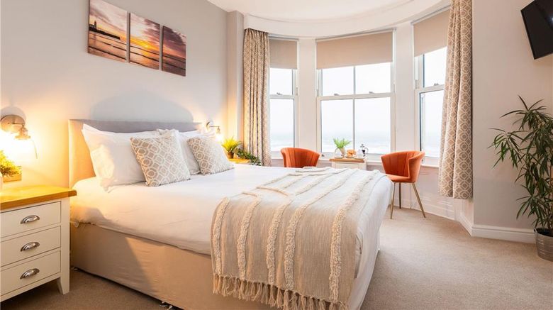 <b>The Clarence Gardens Hotel, BW Signature Room</b>. Images powered by <a href="https://iceportal.shijigroup.com/" title="IcePortal" target="_blank">IcePortal</a>.