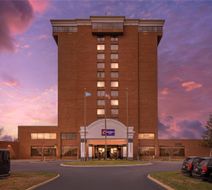 Comfort Inn Brooklyn Center Exterior