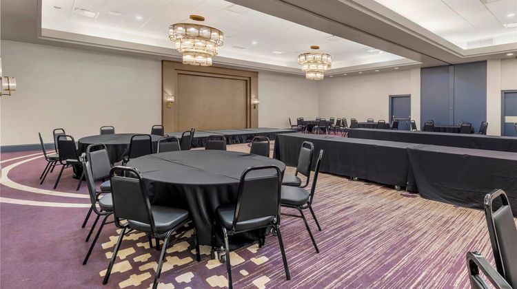 Comfort Inn Brooklyn Center Meeting