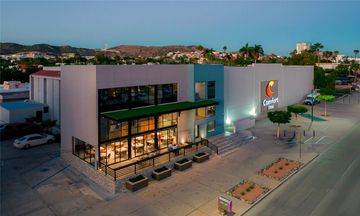 Hotel Bugambilia