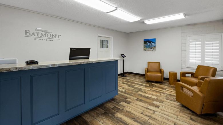 <b>Baymont by Wyndham Susanville Lobby</b>. Images powered by <a href="https://iceportal.shijigroup.com/" title="IcePortal" target="_blank">IcePortal</a>.