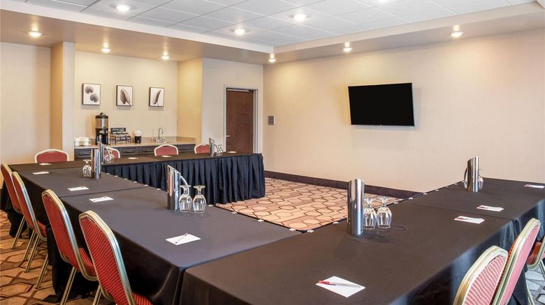 <b>Ramada by Wyndham St. Paul AB Meeting</b>. Images powered by <a href="https://iceportal.shijigroup.com/" title="IcePortal" target="_blank">IcePortal</a>.
