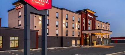 Ramada by Wyndham St. Paul AB Exterior