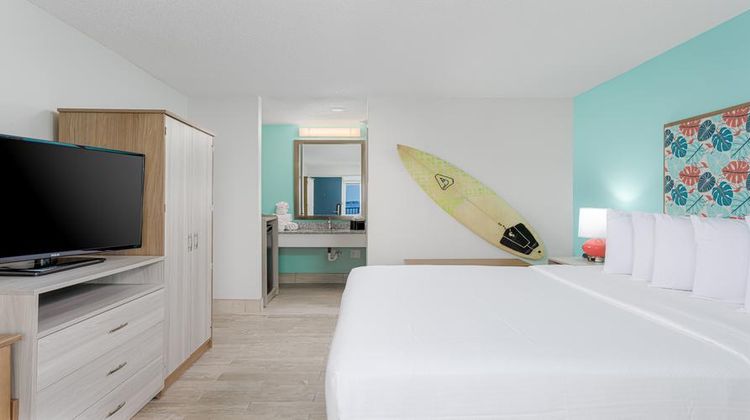 Surf and Sand Hotel Room