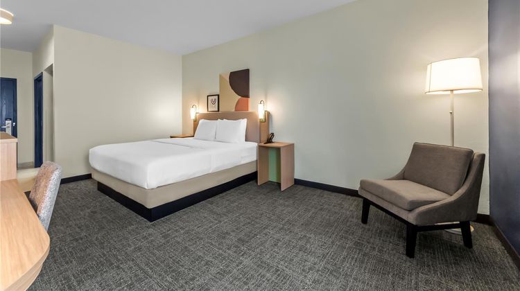 Spark by Hilton Terrell Room