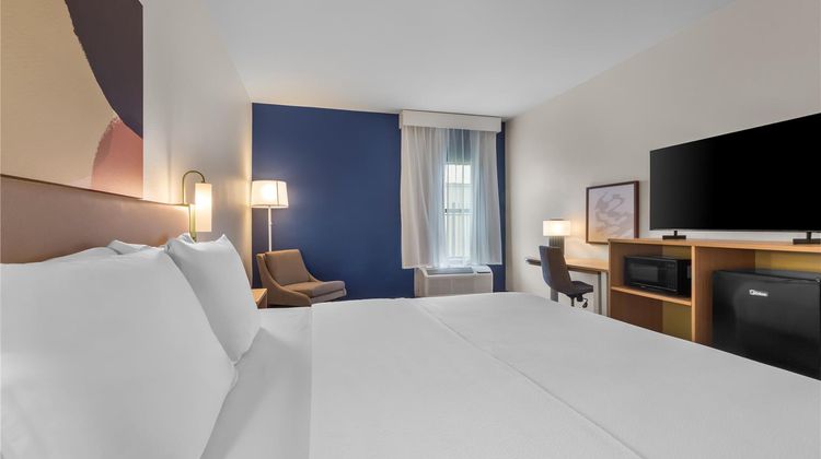 Spark by Hilton Terrell Room