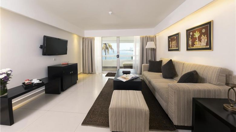 <b>Mount Lavinia Hotel Suite</b>. Images powered by <a href="https://iceportal.shijigroup.com/" title="IcePortal" target="_blank">IcePortal</a>.