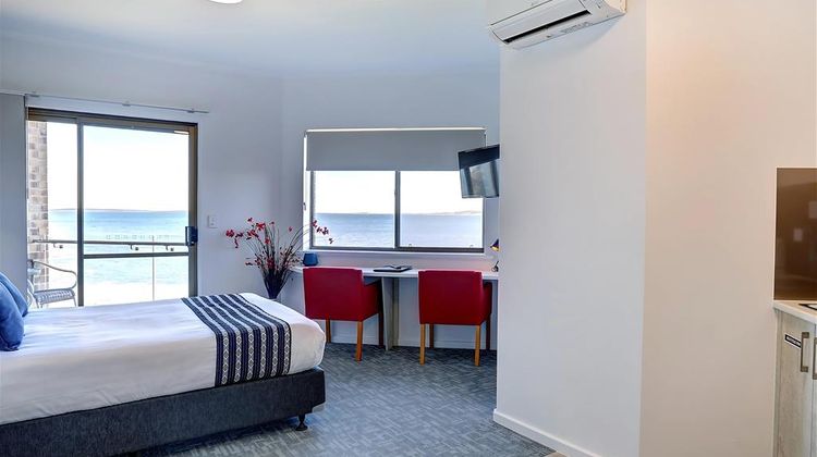 Limani Motel Port Lincoln Room
