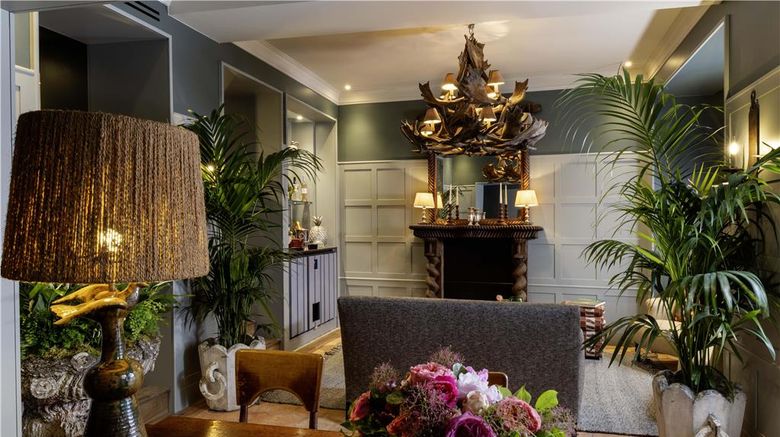 <b>Prince de Conde Lobby</b>. Images powered by <a href="https://iceportal.shijigroup.com/" title="IcePortal" target="_blank">IcePortal</a>.