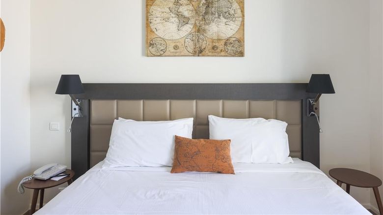 <b>La Villa Cap d'Antibes Room</b>. Images powered by <a href="https://iceportal.shijigroup.com/" title="IcePortal" target="_blank">IcePortal</a>.