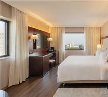 Dom Pedro Lisboa Hotel Room