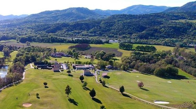Hotel Golf Resort by Adonis Golf