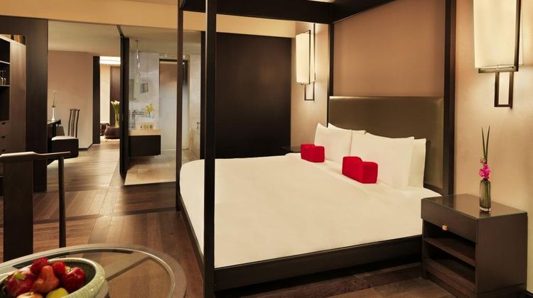 Himalayas Hotel Shanghai Suite