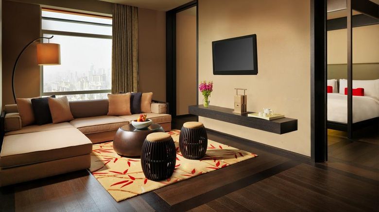 <b>Jumeirah Himalayas Hotel Shanghai Suite</b>. Images powered by <a href="https://iceportal.shijigroup.com/" title="IcePortal" target="_blank">IcePortal</a>.